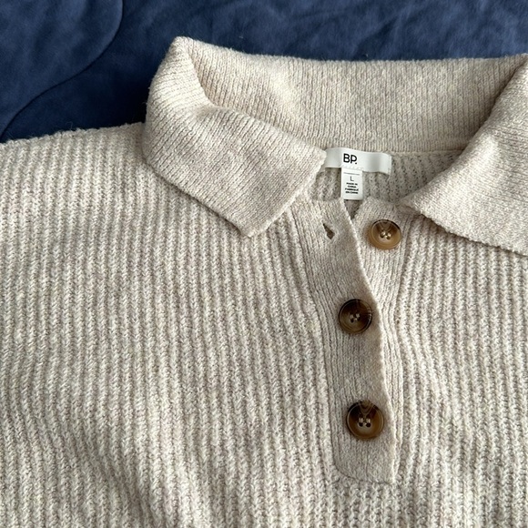 Knit crop sweater - Picture 2 of 4